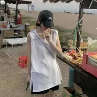 在飛比找momo購物網優惠-【D.studio】韓版復古寬鬆長版運動背心(無袖上衣無袖背