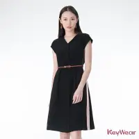 在飛比找momo購物網優惠-【KeyWear 奇威名品】斜邊織帶跳色設計洋裝