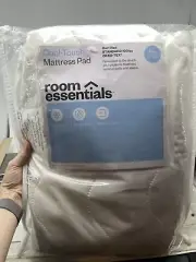 Room Essentials Cool Touch Mattress Pad Twin/XL Waterproof White Bedwetting