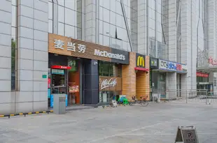 北京羣子Eva公寓(中核路分店)北京群子Eva公寓(中核路分店)