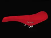 FLYTE TECH Aero BMX Seat Red
