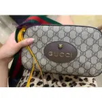 GUCCI GG SUPREME 綠紅背帶 斜背包 孫蕓蕓 ‎476466 K9GVT 8856