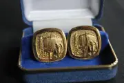 Vintage Sheraton Hotel Chicago Gold Tone Cuff Links - New in original box