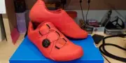 Shimano RC3 Road Cycling Shoes - Men's RC300 BOA L6 Standard Size 43 (red)