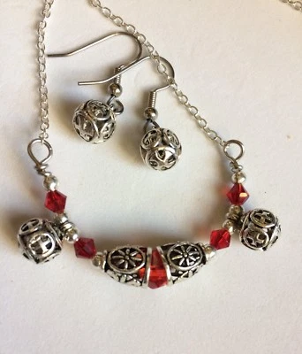Antique Silver Handmade Jewelry Set Red Crystals On Chain With Magnetic Closure