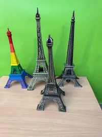 在飛比找Yahoo!奇摩拍賣優惠-巴黎鐵塔模型-----金屬