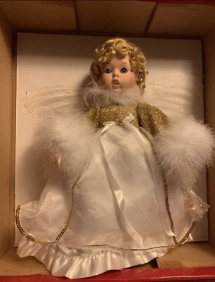 GOEBEL PORCELAIN MUSICAL ANGEL She Sings Hark The Herald Angels Sing