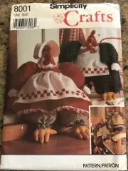 SIMPLICITY #8001 - CUTE STUFFED 16" BARNYARD HEN & ROOSTER CRAFT PATTERN FF
