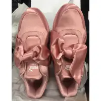 在飛比找蝦皮購物優惠-Fenty x Puma 雷哈娜 Rihanna 粉色37 