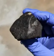 Meteorite**HaH 346, L6 **172.60 gram, Oriented, Fresh Fall Libya 08/26/2018!!