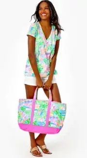 Lilly Pulitzer NWT Mercato Tote Lilly Loves California