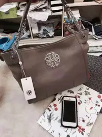 在飛比找旋轉拍賣優惠-╭☆米蘭店☆TORY BURCH Britten Tote 