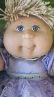 CABBAGE PATCH KIDS YARN HAIR 2004- PURPLE DRESS SHELBY MAXINE 0CT. 17TH - NEW
