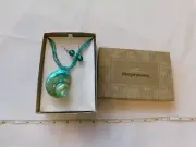 Lifestyle Studios Ladies Women's Necklace & Earrings set Silver Tone Shell NOS