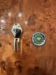 Toulon Design Chrome Ball Marker and Divot Tool Set Brand New