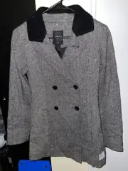 NWT Women’s Stussy Coat Size Xtra Small 95% Polyester And 5% Wool
