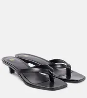 [Toteme] Toteme Leather thong sandals AU 9 black