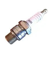 NGK 2422 BUH Marine Surface Gap 65 HP 14mm Thread Nickel Standard Spark Plug