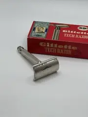 Vintage Gillette Tech Razor in original box never used, w/ 5 pk Blades Code E1