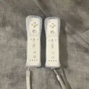 2x Wii Remote Controller Aftermarket Tested New with Gel cases