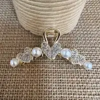 在飛比找momo購物網優惠-【bibi】韓國復古ins風珍珠愛心歐美流行小眾品質設計感飾