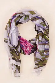 Courtyard Mums Scarf--PRI-PVX366-01