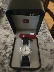 Wenger Swiss Army White Dial, Stainless Steel Water Resistant 200m Needs Battery