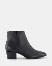 Shelly Shen Telco/Black Boots 09