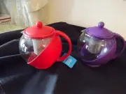 NEW kitchenworks GLASS teapot 42 OUNCES w/STAINLESS INFUSER red or purple NWT