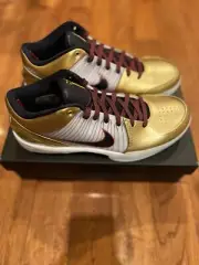 Kobe Protro 4 GOLD SIZE 9.5 BRAND NEW