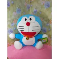 在飛比找蝦皮購物優惠-正版 哆啦A夢 Doraemon 小叮噹 大玩偶   真鈴鐺