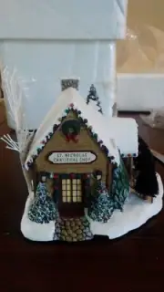 Thomas Kinkade Hawthorne Village St. Nicholas Christmas Shop