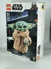 LEGO 75318 Star Wars Mandalorian The Child Set