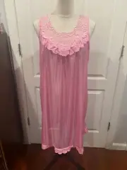 Women Pink Silky Sleevless Nightgwn with Embroidery Lace Floral Size M 36"Lx18"W
