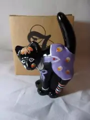 Fenton Art Glass Halloween 'Scaredy Cat' figurine, New old stock