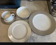 Crate and Barrel White Pearl Fine Bone China Dinner Plates Set of 6