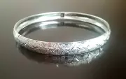 Erick's Sterling Silver size 8.7 in. Engraved Bangle Bracelet Taxco.925