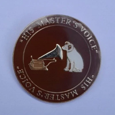 UK HMV HIS MASTERS VOICE NIPPER DOG GRAMOPHONE PHONOGRAPH PIN RCA VICTOR
