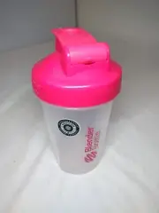 BlenderBottle Classic – 20 oz – white & Pink – Authentic Shaker Bottle
