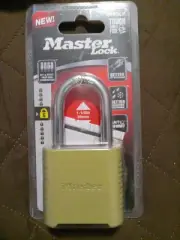 Master Lock Outdoor Combination Zinc Resettable Code 2" Wide 1-1/2" Shackle #537