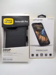 iPhone 15 Pro Max Bundle: OtterBox Defender Pro + Clear Screen Protector