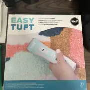 We R Memory Keepers Easy Tuft Tufting Carving Shears60000376