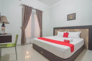 紅多茲伊斯蘭Plus飯店 - 班加爾巴魯2號RedDoorz Syariah Plus @ Banjarbaru 2