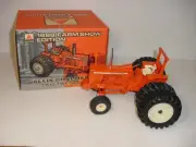 1/16 Allis Chalmer 220 Tractor W/Duals by ERTL NIB! 1998 Farm Show Edition!