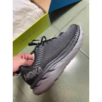 在飛比找蝦皮購物優惠-Hoka one one Clifton 5 (US 9.0