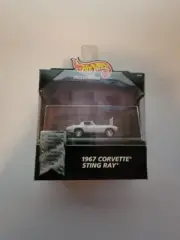 1999 Hot Wheels Collectibles 1967 CORVETTE STING RAY White RR