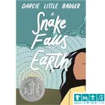 A SNAKE FALLS TO EARTH DARCIE LITTLE BADGER 原文小說 青少年小說 紐伯瑞獎 美國國家圖書獎 書林書店