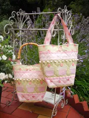 Quilting Sewing Bag Pattern Pom-Pom Patty Rivendale Collection