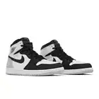 Nike Air Jordan 1 Retro High OG "Bleached Coral" 555088-108 (2022) Size 10.5 NEW