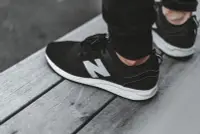 在飛比找Yahoo!奇摩拍賣優惠-現 NEW BALANCE LIFESTYLE 黑 白 襪套